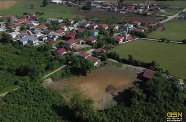3-GSN GAYRİMENKUL'DEN SAKARYA TOPÇU'DA SATILIK VİLLA İMARLI ARSA